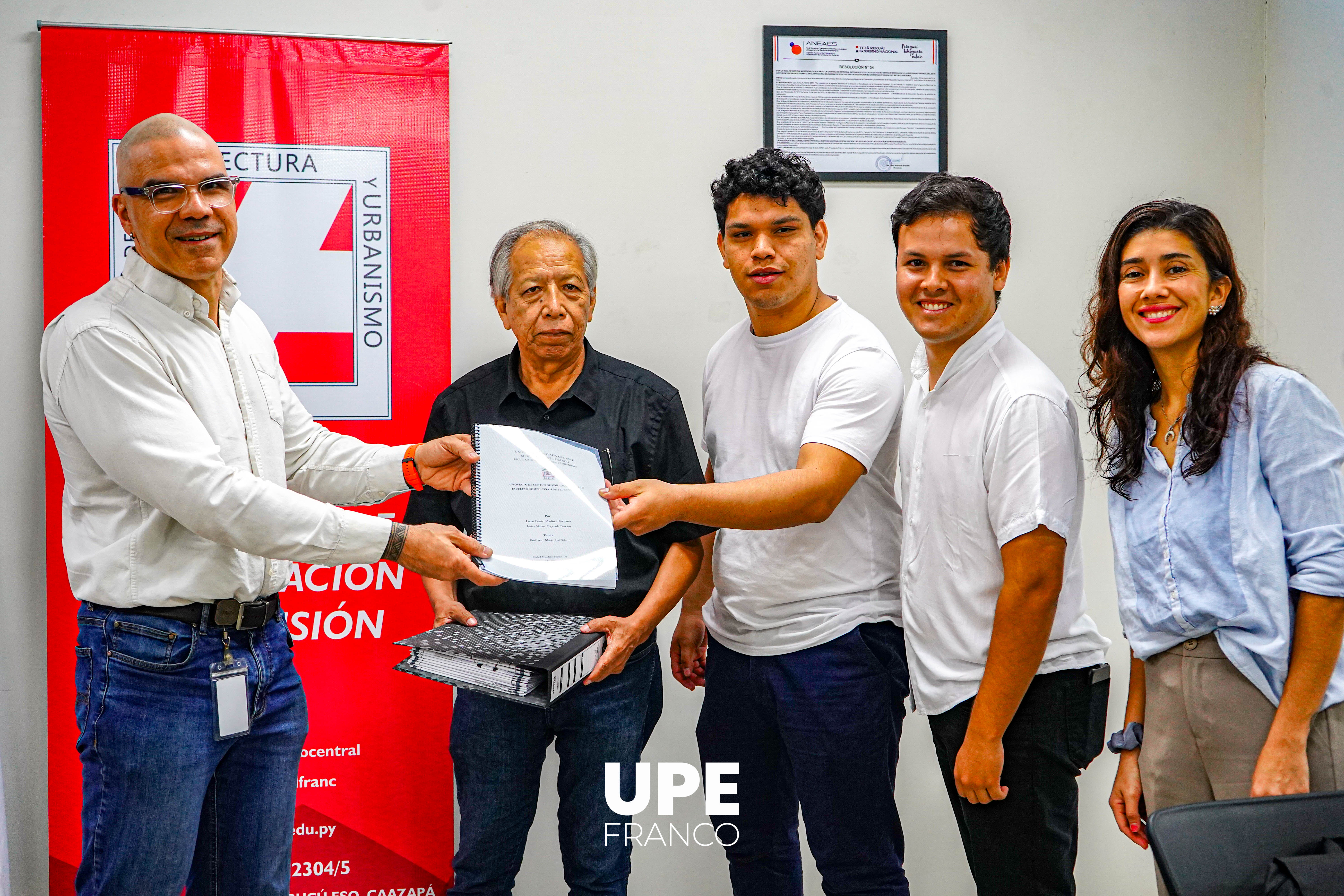 Estudiantes de Arquitectura presentan Proyecto de Centro de Simulación Médica